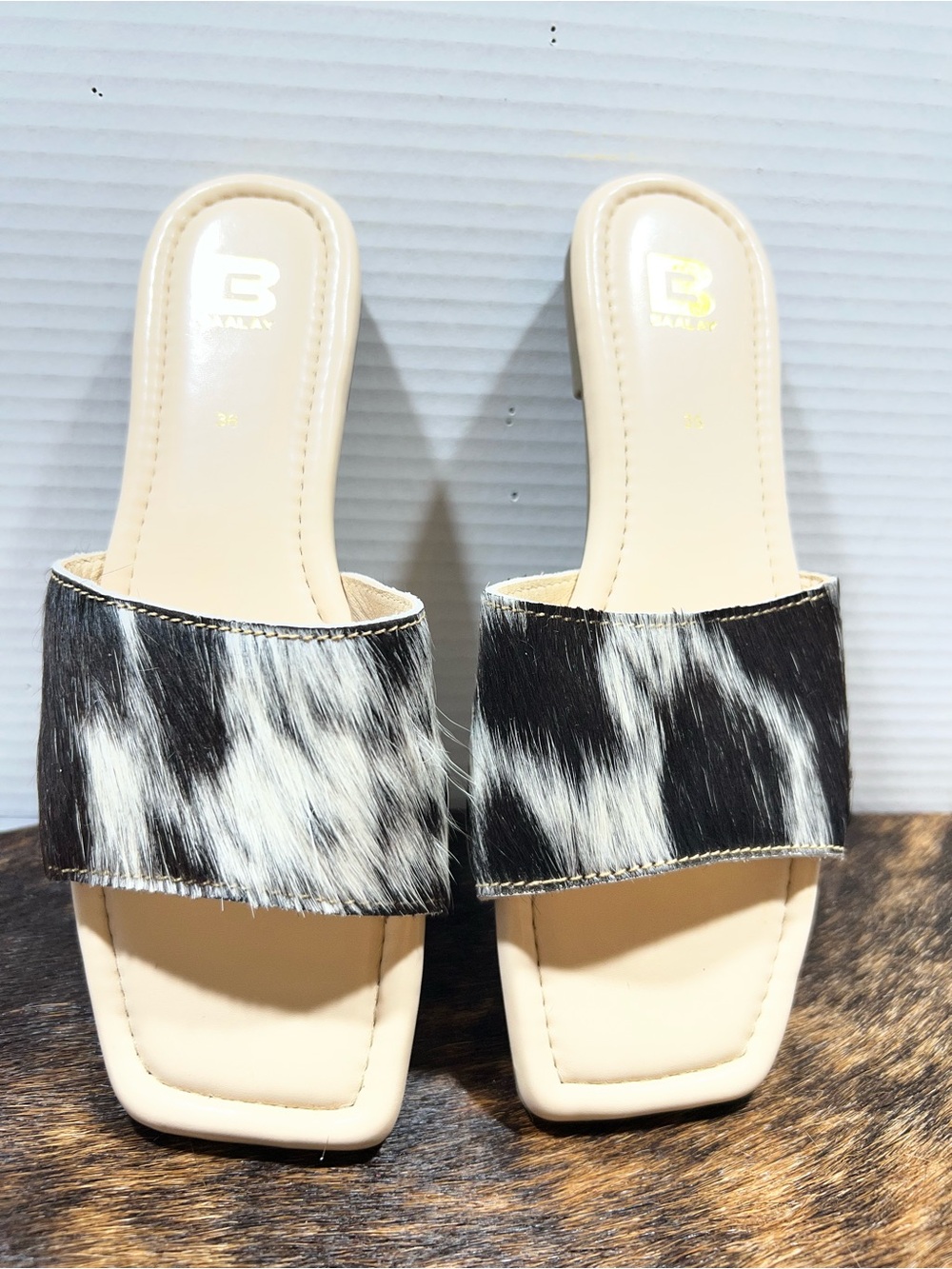 Genuine Cowhide Slide Sandals Size 36 (5.5-6) Black & White; comfy non slip NWOT
